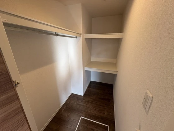 メゾン デ ルポ英(はなぶさ)