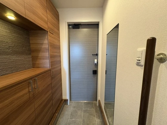 メゾン デ ルポ英(はなぶさ)