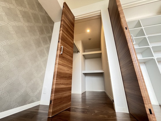 メゾン デ ルポ英(はなぶさ)