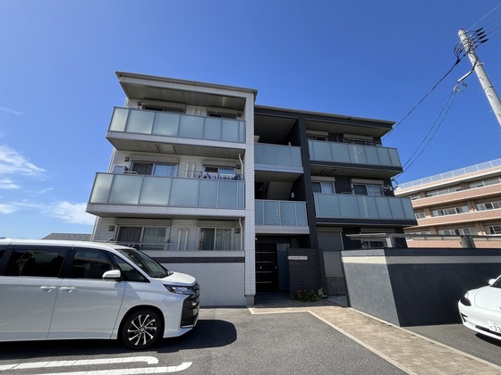 メゾン デ ルポ英(はなぶさ)