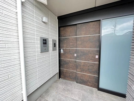 メゾン デ ルポ英(はなぶさ)