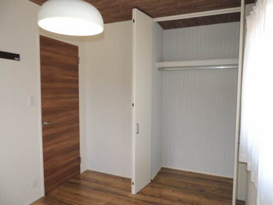 クレール山ノ代 B棟