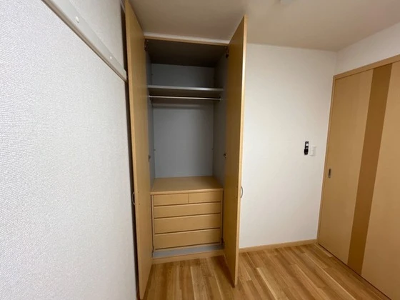 プラスペリティ