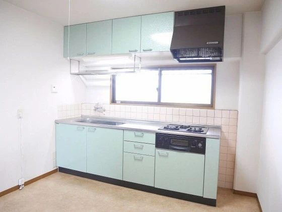 パレスマリソル