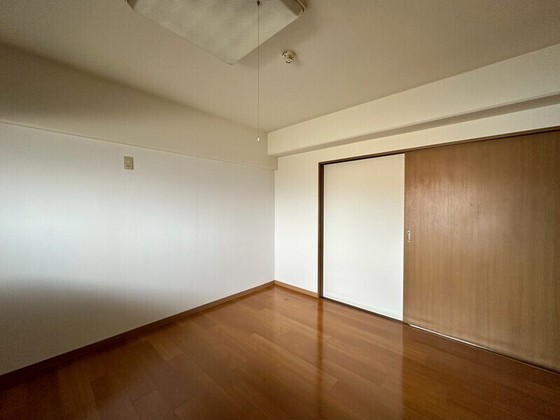 パレスマリソル