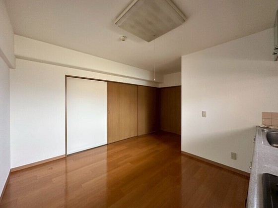 パレスマリソル