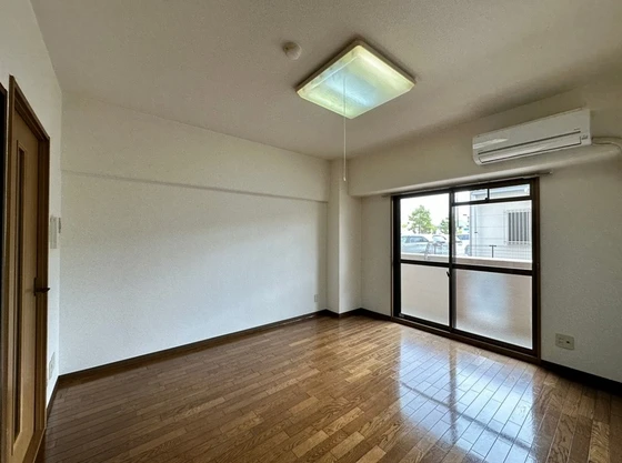 パレスマリソル