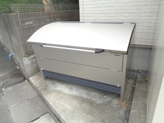 メゾネット八幡 B棟