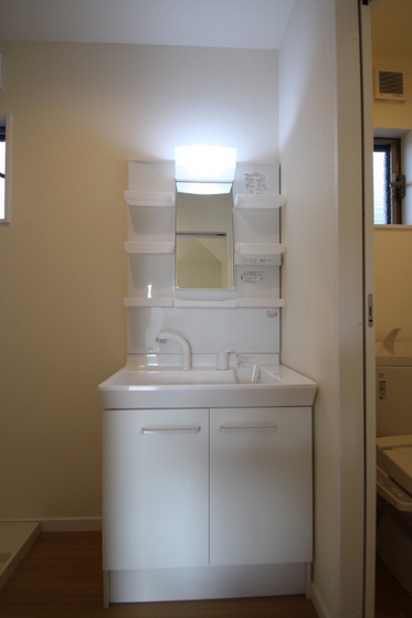 メゾネット八幡 B棟