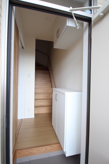 メゾネット八幡 B棟