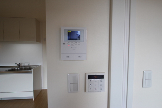 メゾネット八幡 B棟