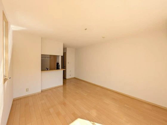 シャーメゾンセシリエール A棟