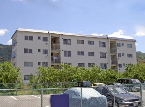 リバティハウス温品