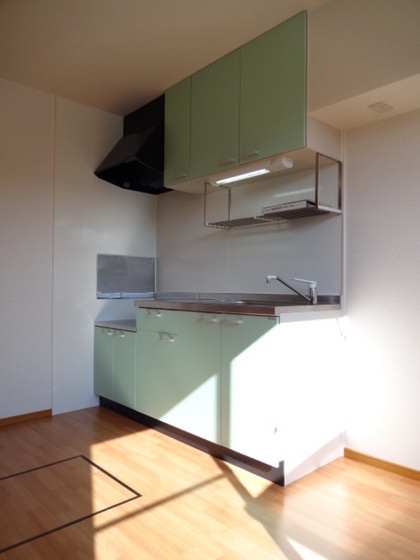 リースランド平福 A棟