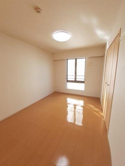 トゥルーランド錦E