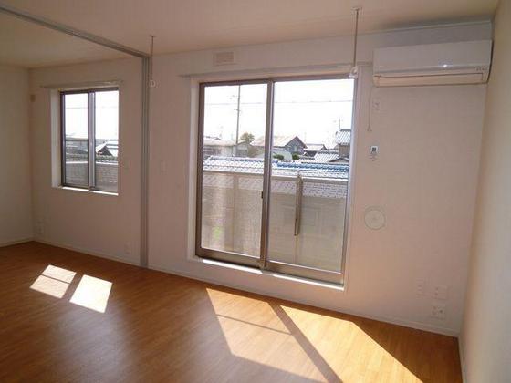 ドミールイノウエ