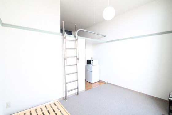 レオパレスパードレス