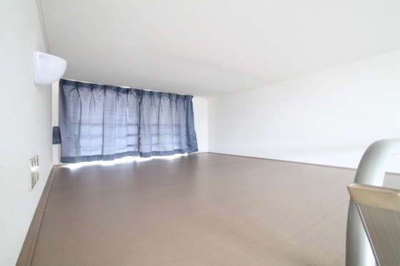 レオパレスパードレス