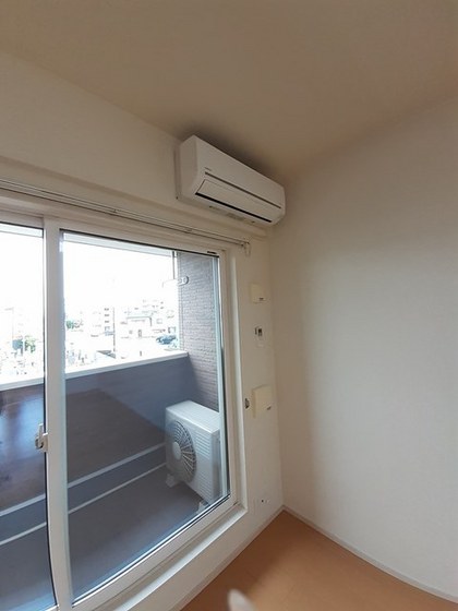 エスマルテ A棟