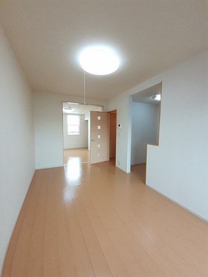 エスマルテ A棟