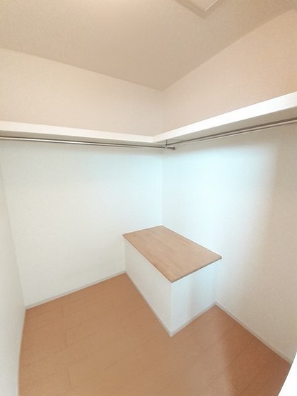 エスマルテ A棟