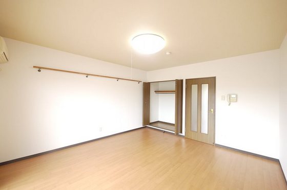 スーリール平田