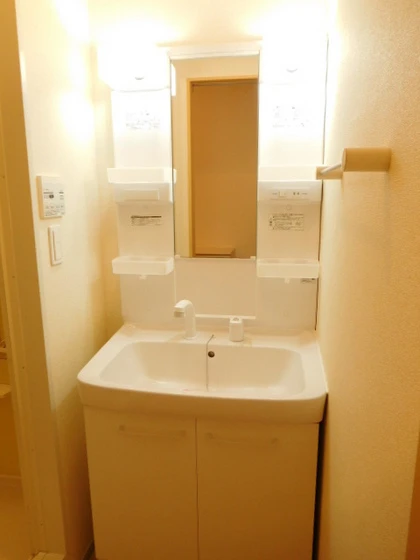 ニューハピネス