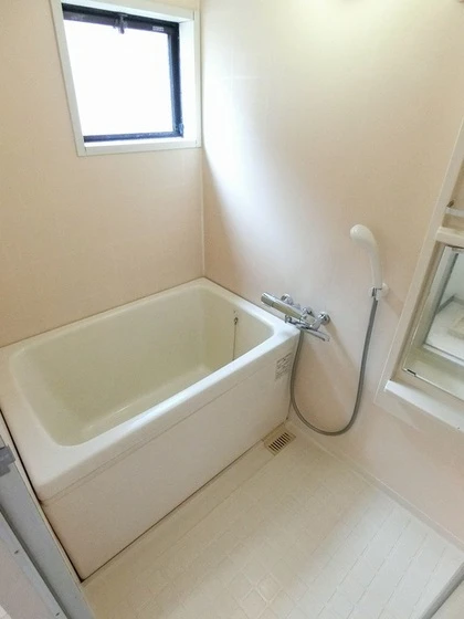 レヂデンス岡田 A