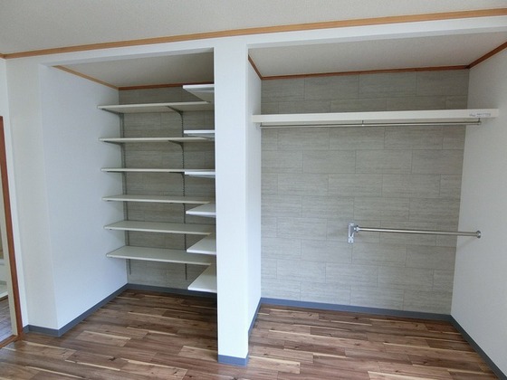 レヂデンス岡田 A