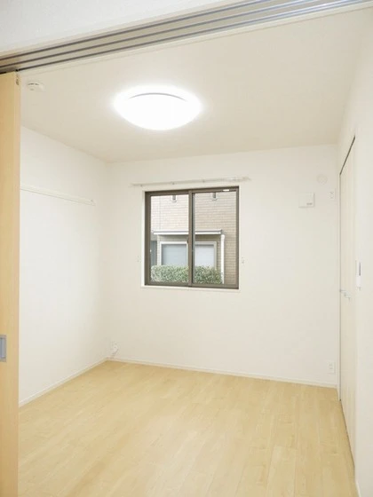 プラシード鶴江