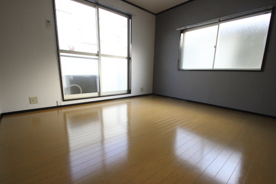 クリーンハウスコーポA棟