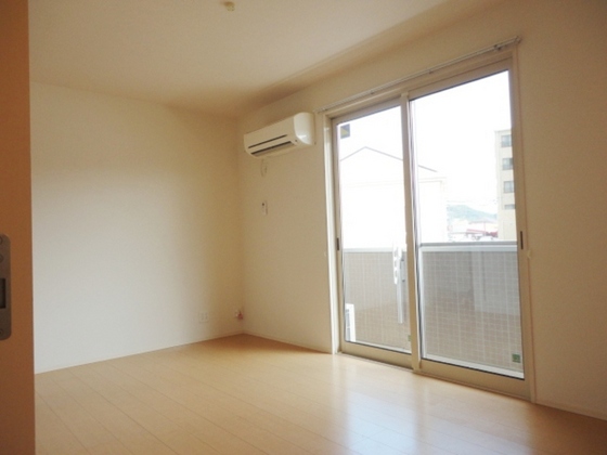 グランシャリオ B棟