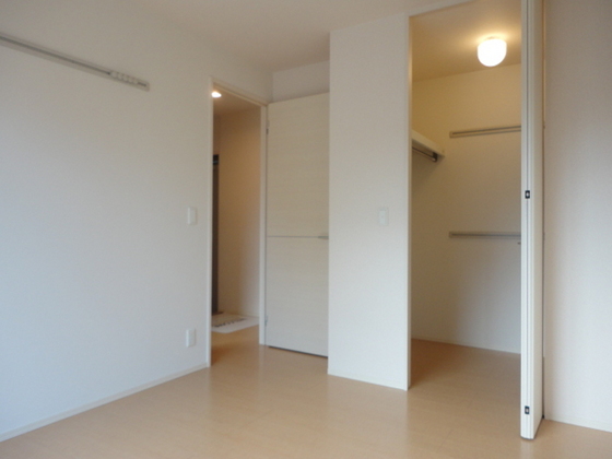 グランシャリオ B棟