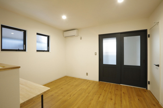 リノリノアパートメント舟入南