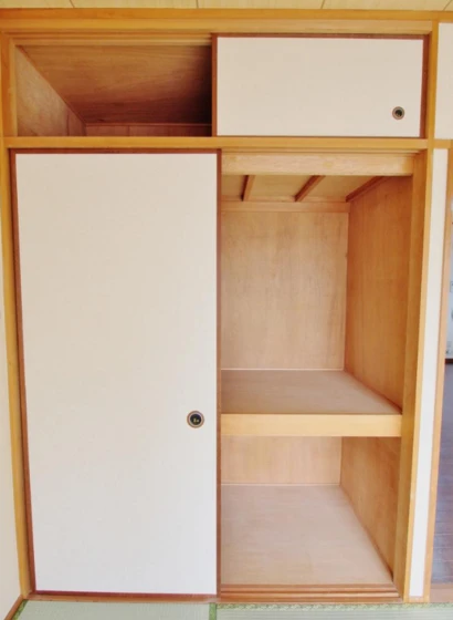 プレジール堀越