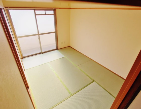 プレジール堀越