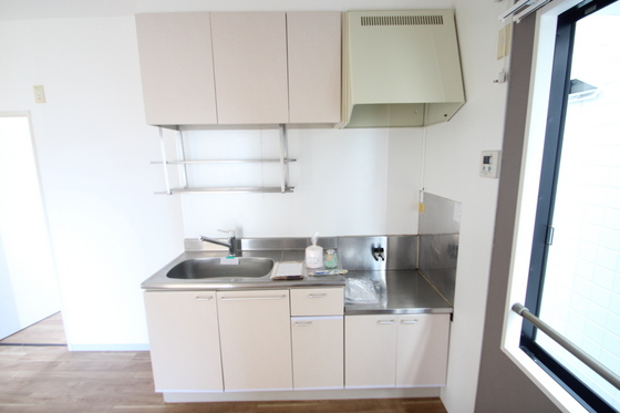 ルミエール鶴江B棟