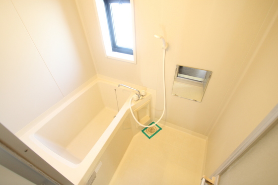 ルミエール鶴江B棟