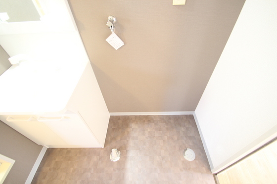 ルミエール鶴江B棟