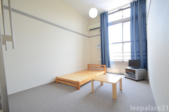 レオパレスジュネスEBA