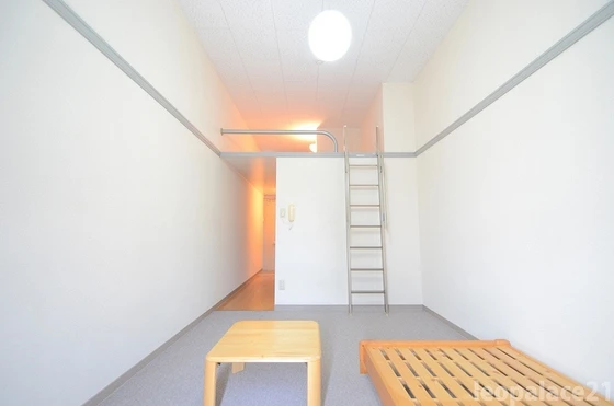 レオパレスジュネスEBA