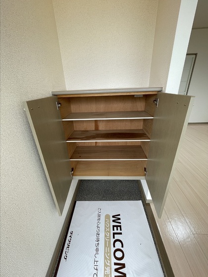 クレールシャトー吉田 A棟