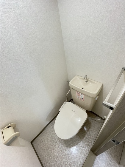 クレールシャトー吉田 A棟