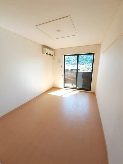 サンファミール西辛川