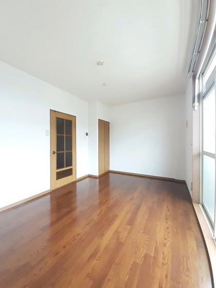 オーキッドテラス平井