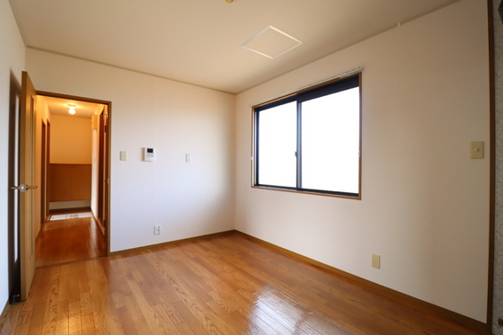 ビューラー福泊 A棟