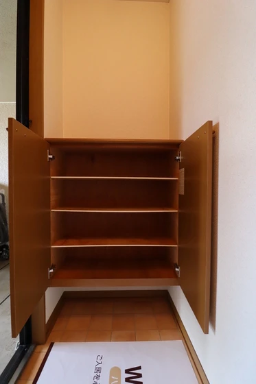 ビューラー福泊 A棟