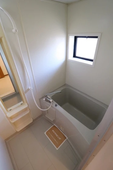 ビューラー福泊 A棟