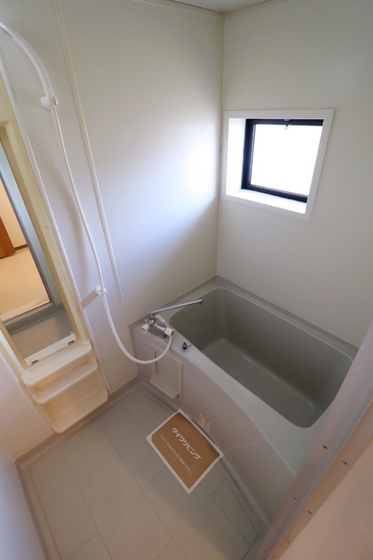 ビューラー福泊 A棟