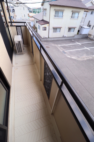 ビューラー福泊 A棟